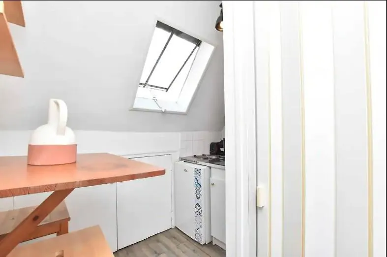 Trocadero Victor Hugo Charming Studio Apartment Paris